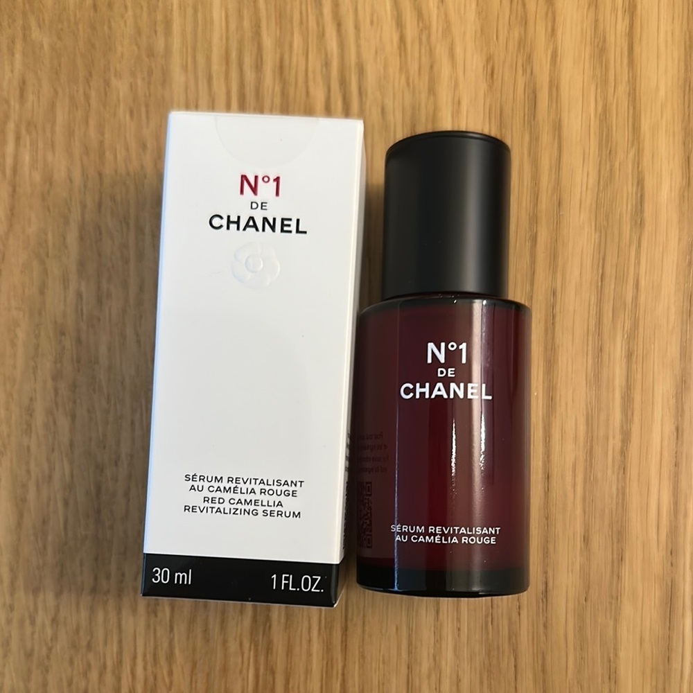 Chanel N°1 Revitalizing Serum